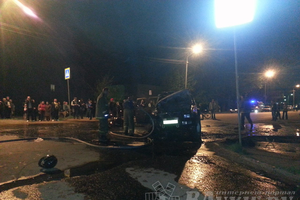 Водитель, сбивший мотоцикл на улице Холмской в Великих Луках, скрылся с места аварии (фото)