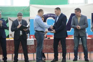 В Великих Луках - время жарких схваток