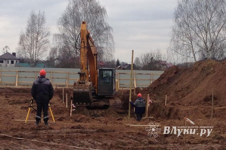 Андрей Турчак посетил строящийся спорткомплекс на Пескарёва (ФОТО)