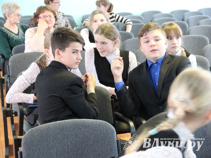 Школьники  отвечали на вопросы о великолукских спортсменах