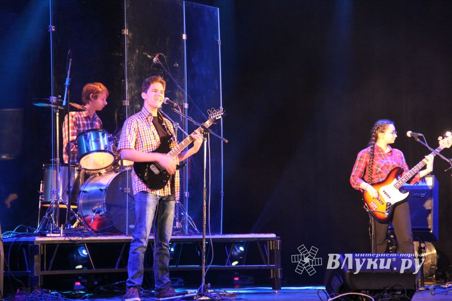 В Великих Луках состоялся финал музыкального медиа проекта «Новые Голоса на Новом Радио» (ФОТО)