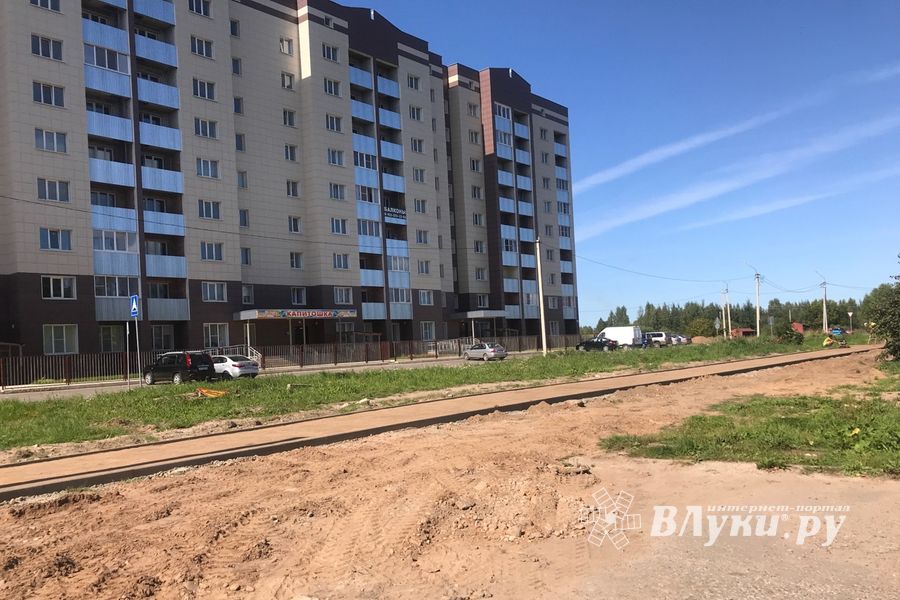 На ул. Пескарёва наконец появится тротуар (ФОТО)