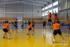 В Великих Луках проходит Спартакиада по волейболу ООО «Газпром-трансгаз Санкт-Петербург» (фото)