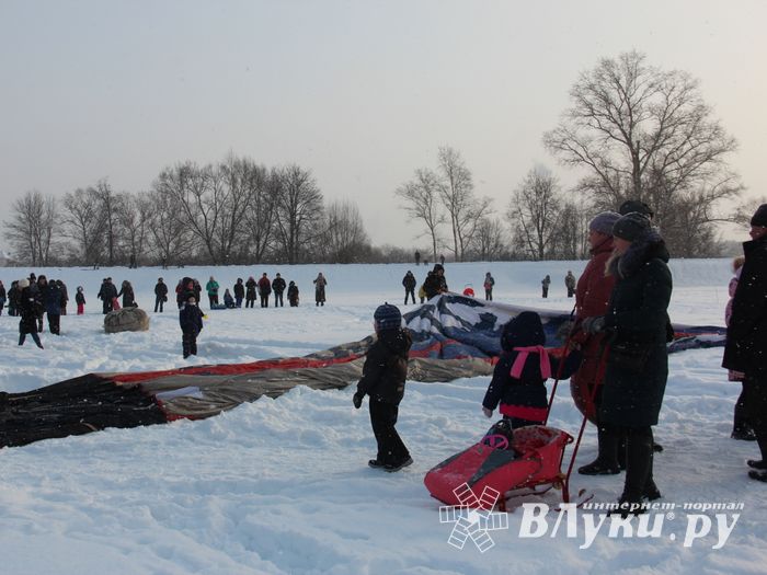 Великолукские пилоты присоединились к Рождественской фиесте «Яблоки на снегу» (ФОТО)