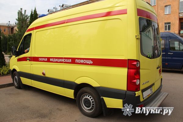 В Великолукском районе супружеский конфликт привел в больницу