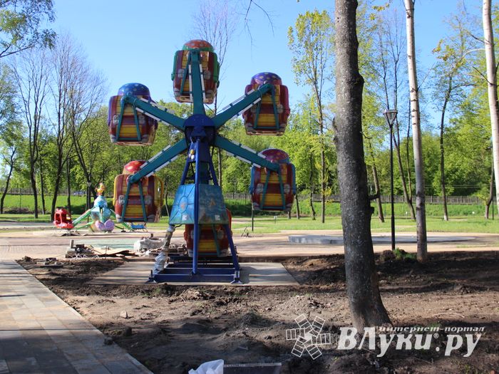 В парке культуры появляются новые аттракционы (ФОТО)
