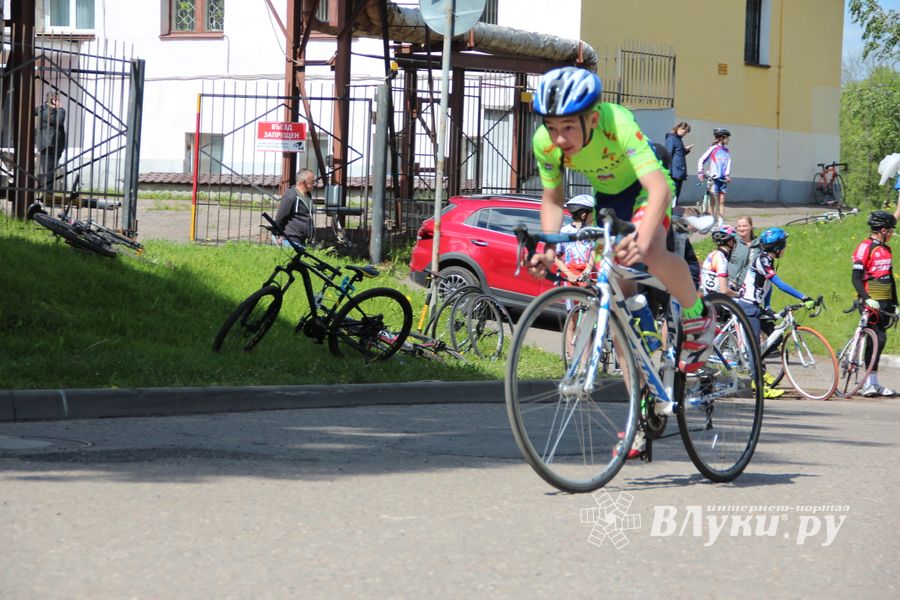 В Великих Луках прошли Всероссийские соревнования по велосипедному спорту (ФОТО)