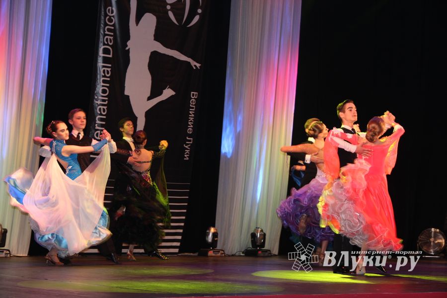 В Великих Луках прошел Фестиваль танца (ФОТО)