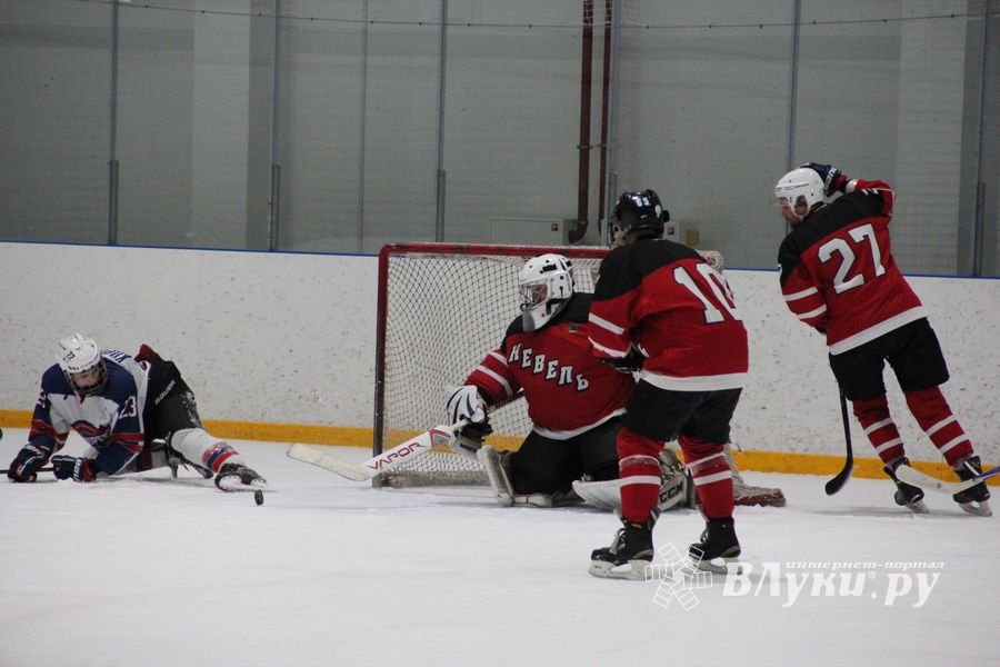 ХК «Луки-Экспресс» одержал победу в матче Чемпионата Псковской области (ФОТО)