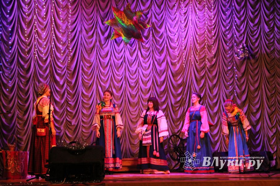 В Великих Луках состоялся праздничный концерт «В Светлый праздник Рождества» 