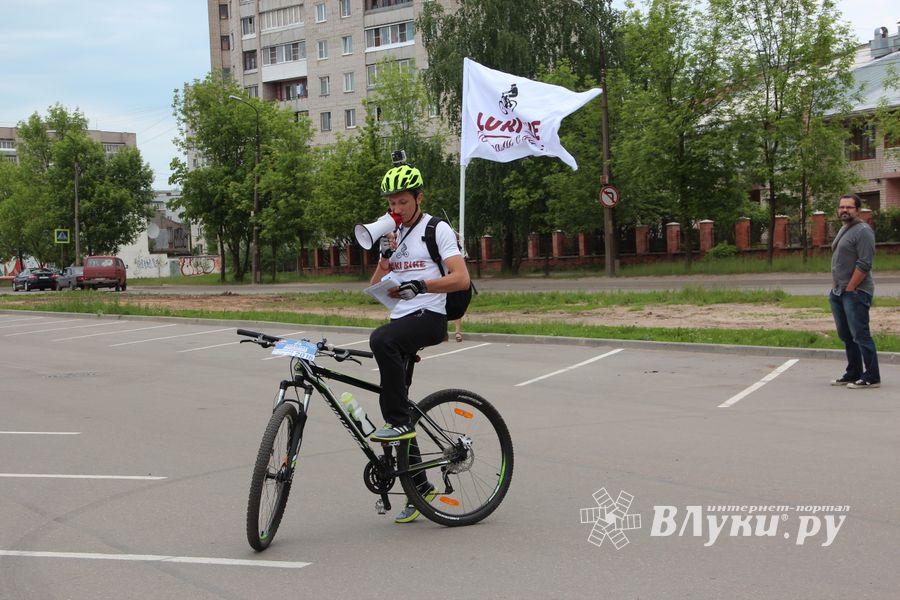 В Великих Луках состоялся «Велопарад» (ФОТО)