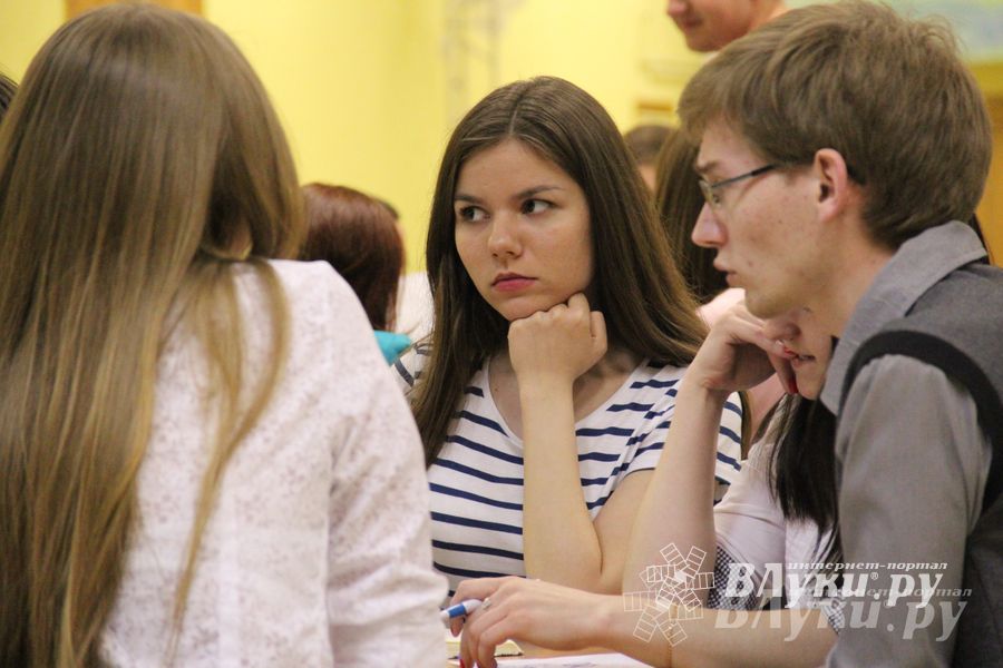 В Великих Луках прошла финальная игра «Что? Где? Когда?» (фото)