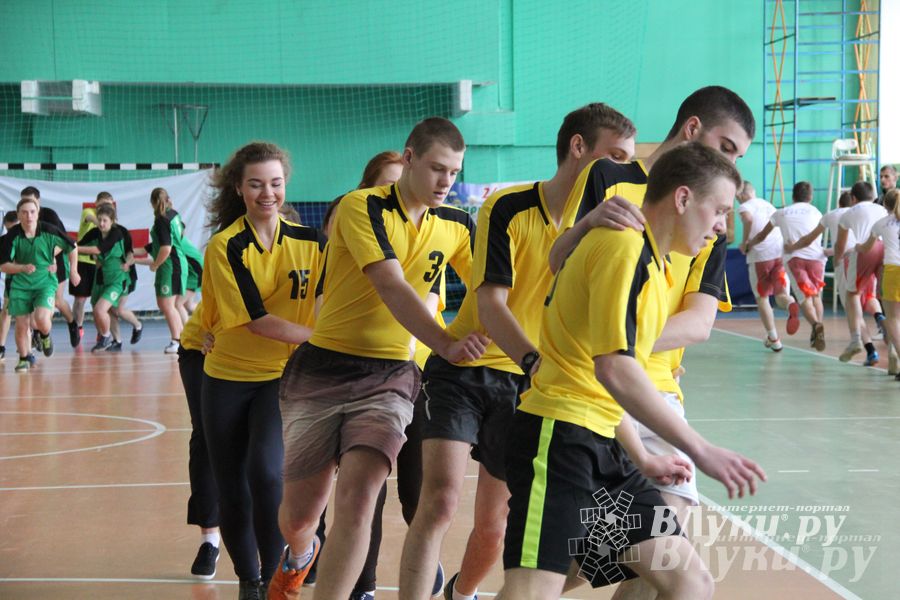 В Великих Луках прошли соревнования на Кубок Красного Креста