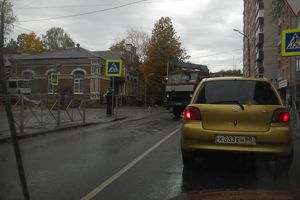 ДТП в Великих Луках: ВАЗ-2104 пытался протаранить грузовик