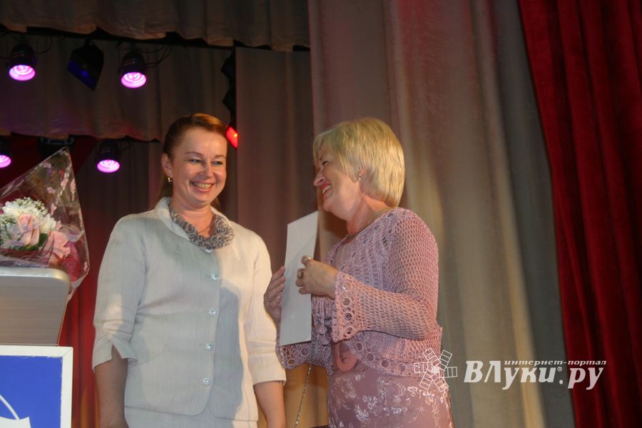 В ДК ЛК прошло награждение медалистов