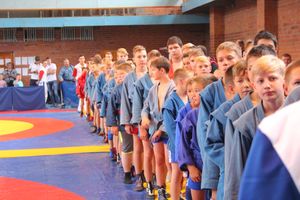 В Великих Луках проходит турнир по самбо (ФОТО)