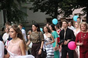 Великолукской «Бригантине» пришлось поплавать под дождём (ФОТО)