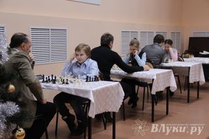 В Великих Луках прошел турнир по шахматам (фото)