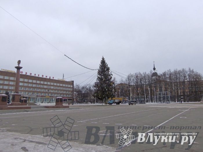 Город готовится к Новому году