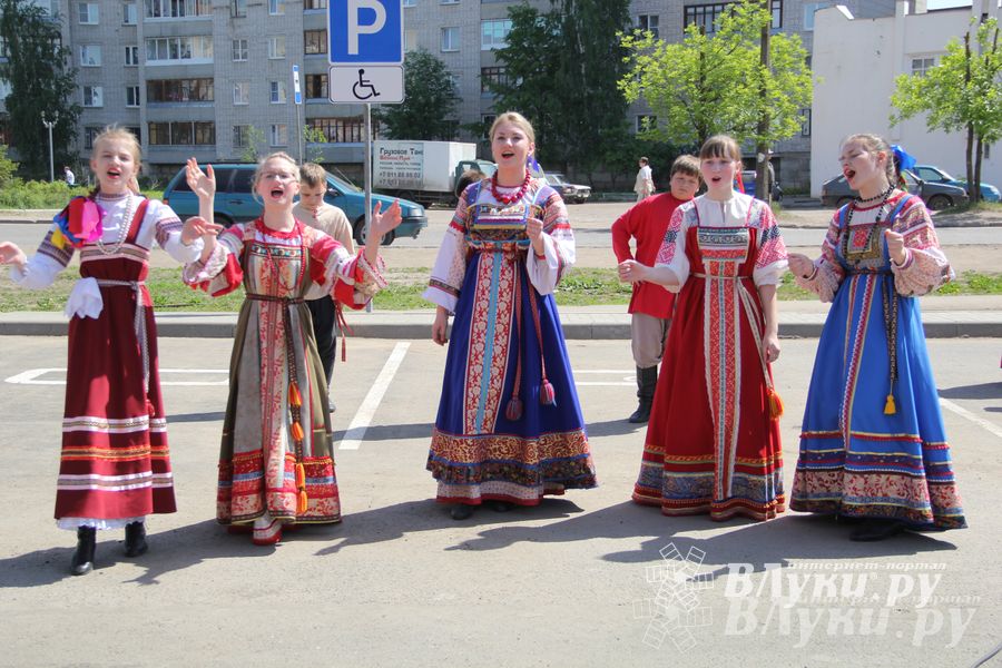 В Великих Луках открылся самый известный в мире общепит (фото)