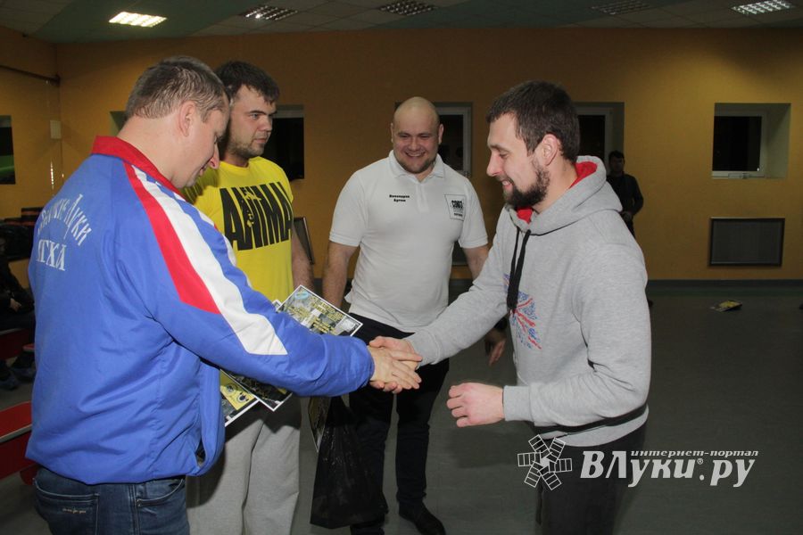 Самые сильные великолучане встретились в «Арене» (ФОТО)