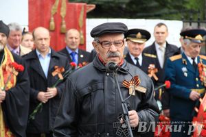 В Великих Луках почтили память погибших в Великой Отечественной войне