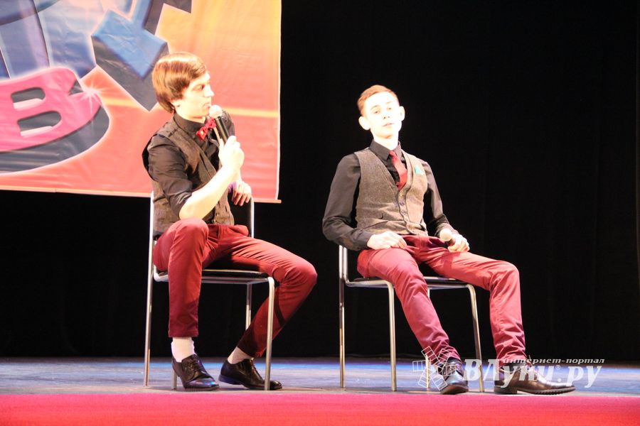 Осенняя игра КВН, посвященная 850-летию Великих Лук (фото)