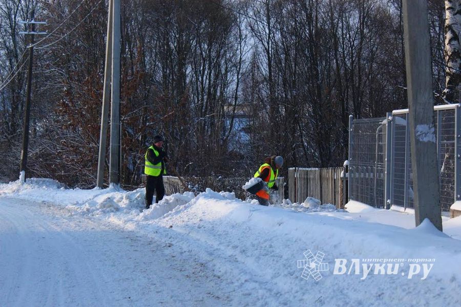 В Невеле коммунальные службы справились с уборкой снега на 5+