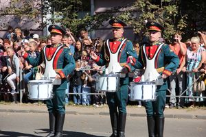 Военный парад в Великих Луках, часть II (ФОТО)
