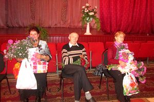 Праздничными концертами порадовали пожилых людей учреждения культуры района (фото)