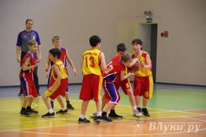 Великолукские баскетболисты стали победителями междугородних соревнований по баскетболу