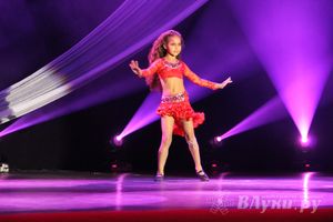 В ДК ЛК прошел музыкально-танцевальный спектакль «Босиком по млечному пути» (фото)