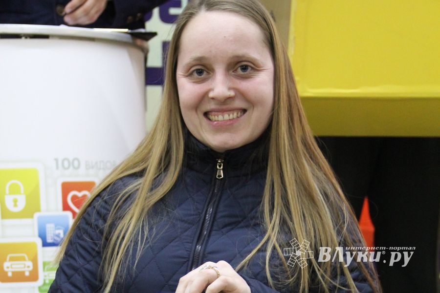 В ТЦ «Апельсин» прошла весенняя ночь распродаж