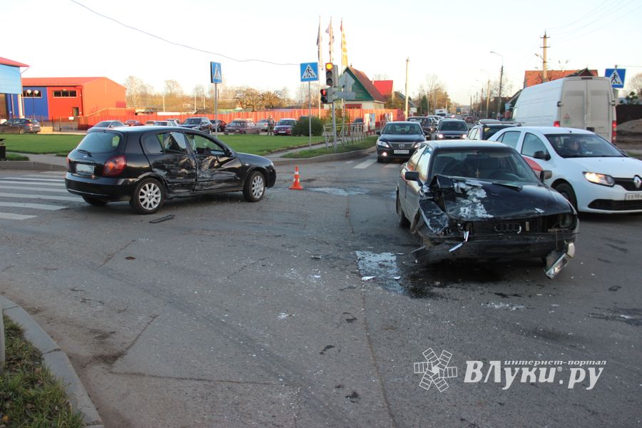 ДТП на улице Третьей Ударной Армии (ФОТО)