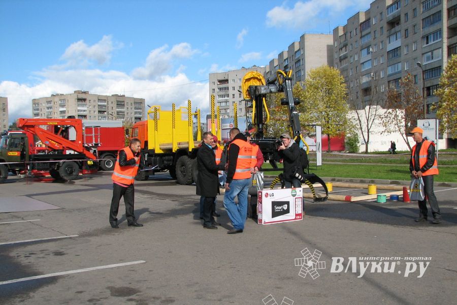 Международный конкурс профессионального мастерства «Лучший оператор гидроманипулятора – 2014»