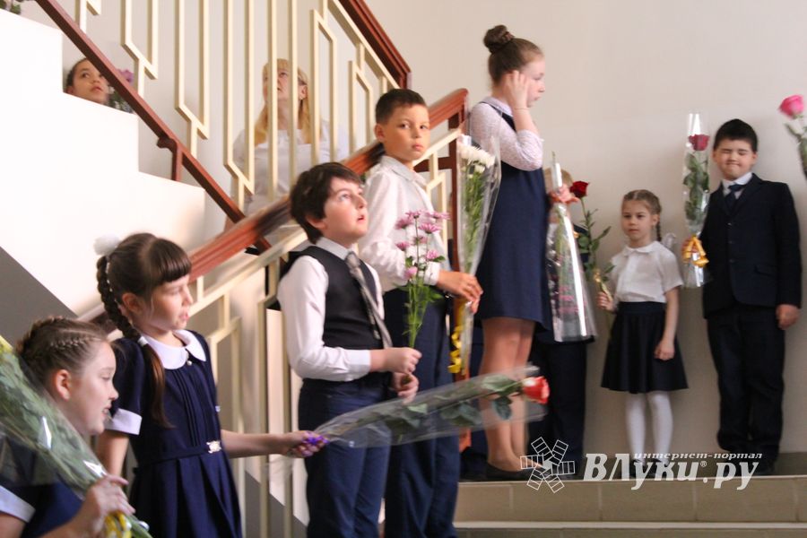 Последний звонок – праздник с нотками грусти (ФОТО)