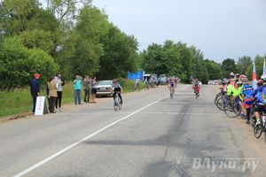 В Великих Луках состоялось награждение победителей Чемпионата России по велоспорту в парной гонке (фото)