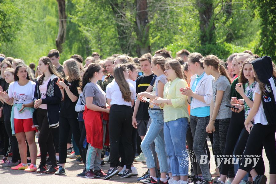 Спецназ «разгромил» на Дятлинке «банду»