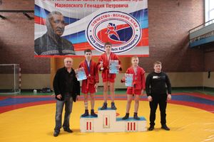 В Великих Луках прошли соревнования по самбо (ФОТО)