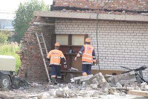 Расчистка местности для строительства путепровода в Великих Луках продолжается (ФОТО)