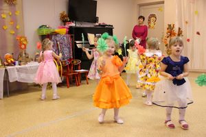 В детском саду №16 прошёл осенний утренник (ФОТО)