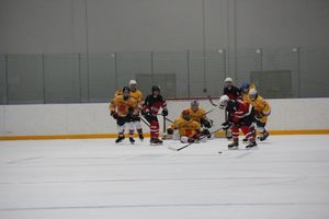 Хоккейные матчи чемпионатов города Великие Луки и Псковской области по хоккею прошли в СОК «Айсберг» (ФОТО)