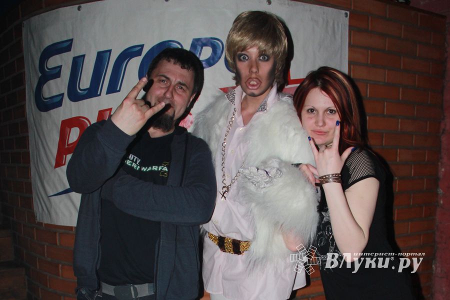 Радиостанции «Авторадио Великие Луки» и «Европа Плюс Великие Луки» отметили свой профессиональный праздник (фото)