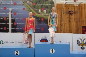 ​В Великих Луках прошли соревнования по художественной гимнастике (ФОТО)