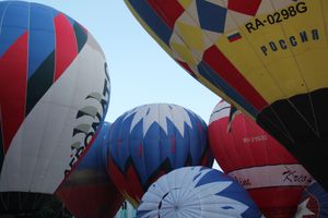 22-я Международная встреча воздухоплавателей завершилась традиционным ночным свечением аэростатов (ФОТО)