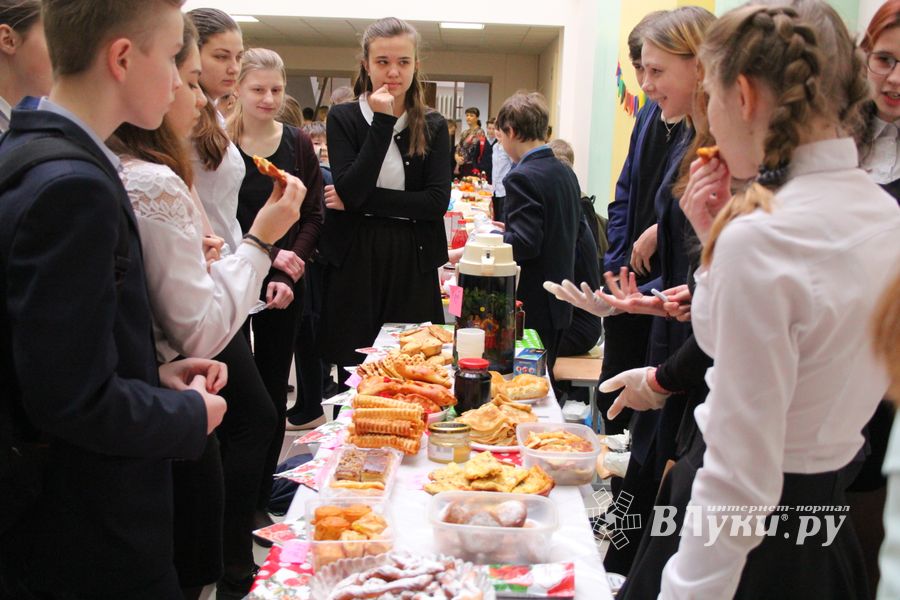 В школе №13 прошли масленичные гулянья (ФОТО)