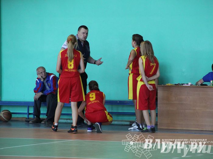 Кубок г. Великие Луки 2014 по баскетболу (фото)