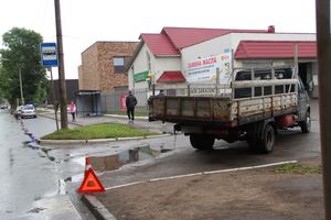 В Великих Луках столкнулись ВАЗ и Газель, есть пострадавшие (ФОТО)