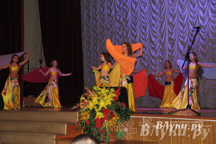 В Великих Луках прошел конкурс «Мисс A-Dance-2015» (фото, видео)