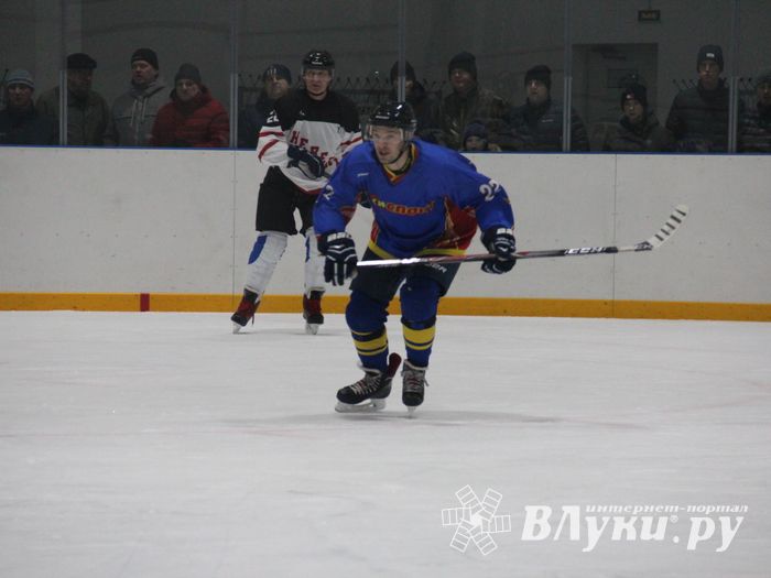 ХК «ЛукиСпорт» разгромила команду Невеля (ФОТО)